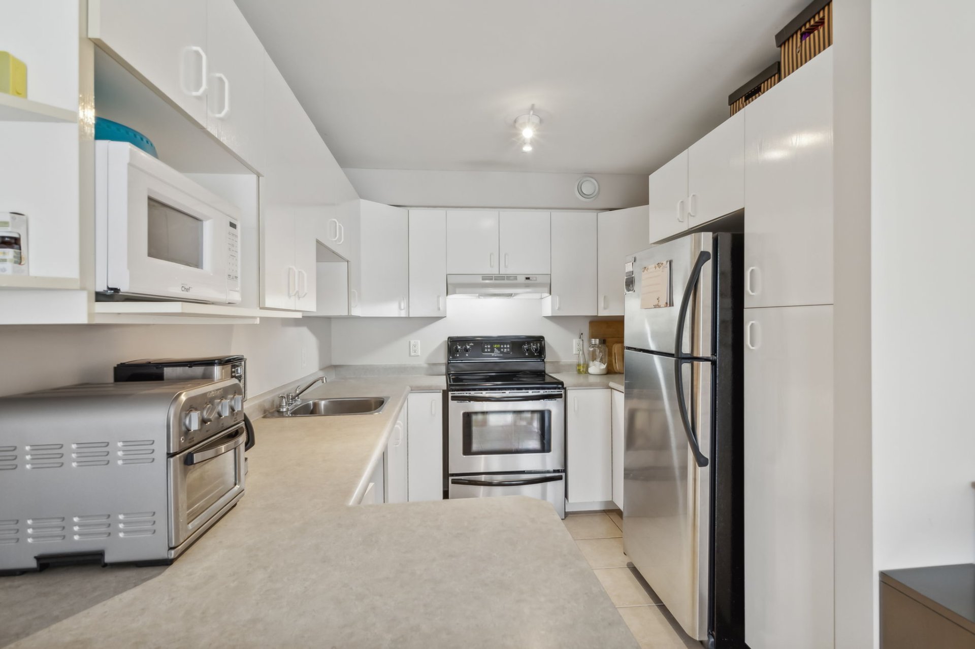 Gatineau (Aylmer), QC J9H 7G1, Canada, 6 Bedrooms Bedrooms, ,1 BathroomBathrooms,Residential,Active,31968