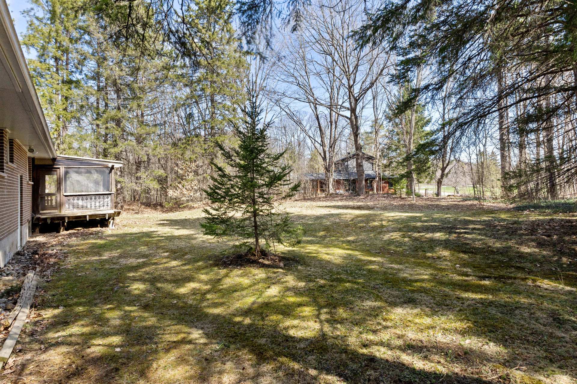 Chelsea, QC J9B 1P4, Canada, 3 Bedrooms Bedrooms, ,1 BathroomBathrooms,Residential,Active,122155