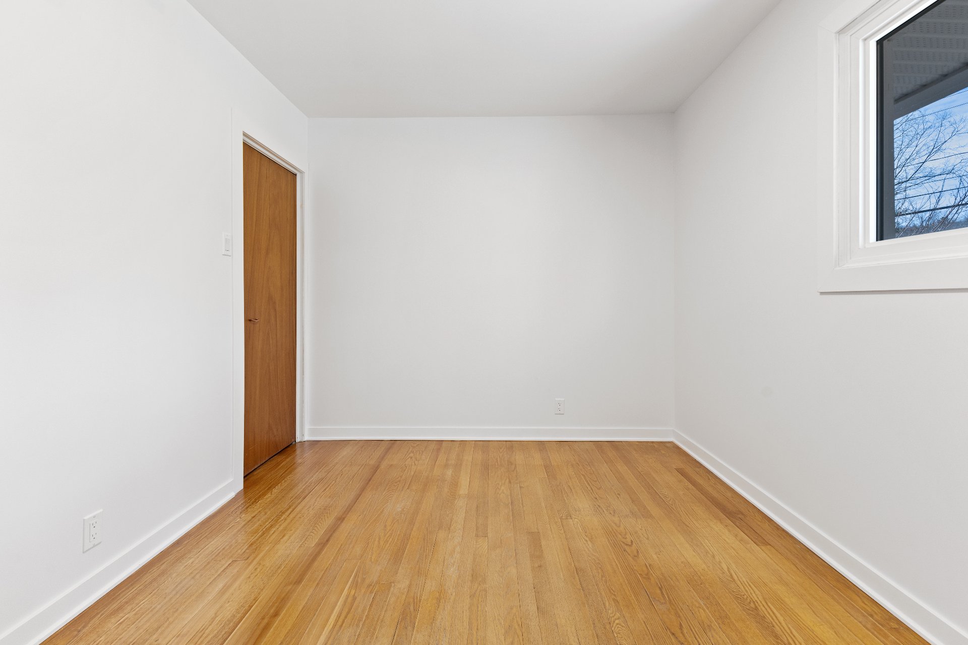 Chelsea, QC J9B 1P4, Canada, 3 Bedrooms Bedrooms, ,1 BathroomBathrooms,Residential,Active,122155