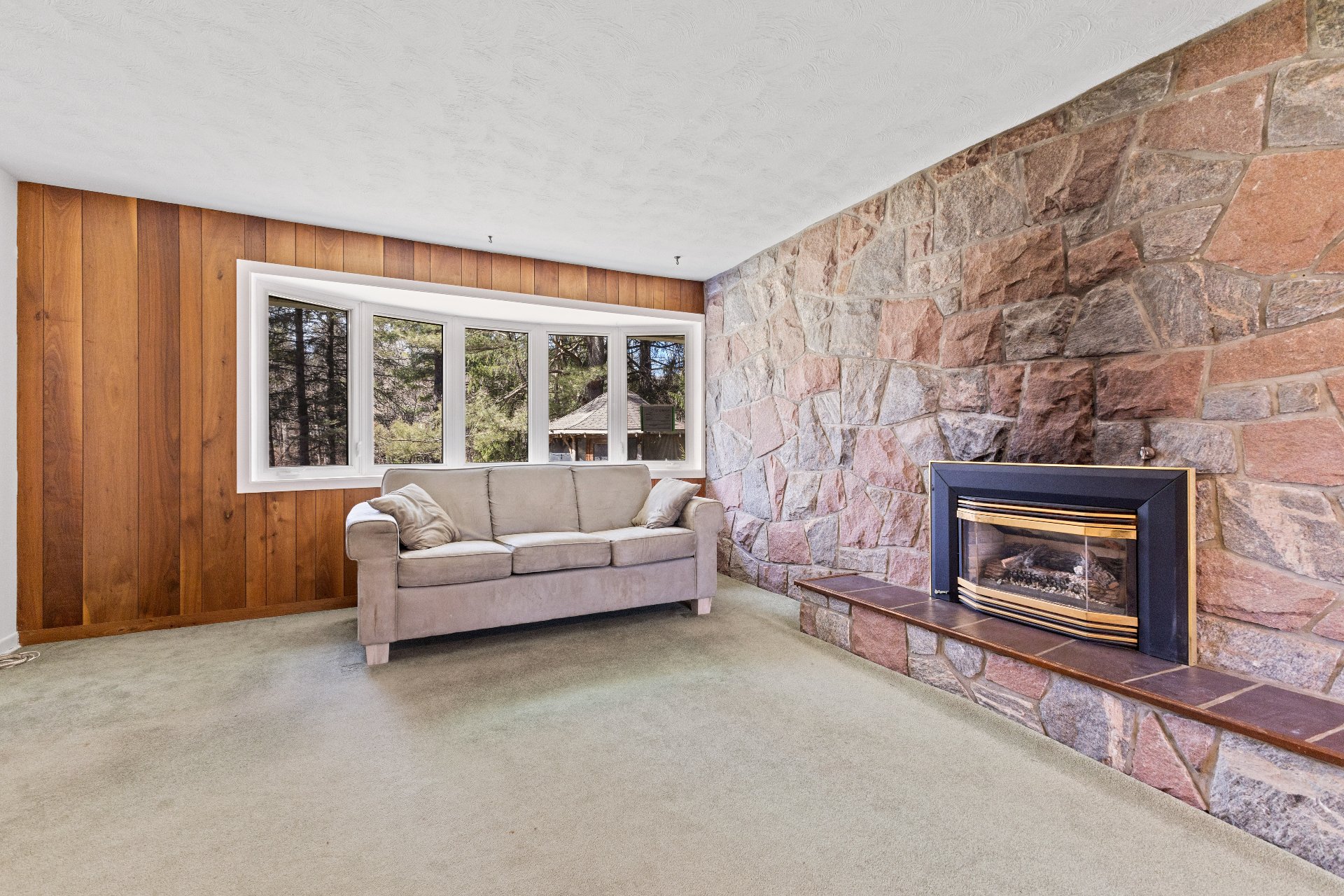 Chelsea, QC J9B 1P4, Canada, 3 Bedrooms Bedrooms, ,1 BathroomBathrooms,Residential,Active,122155