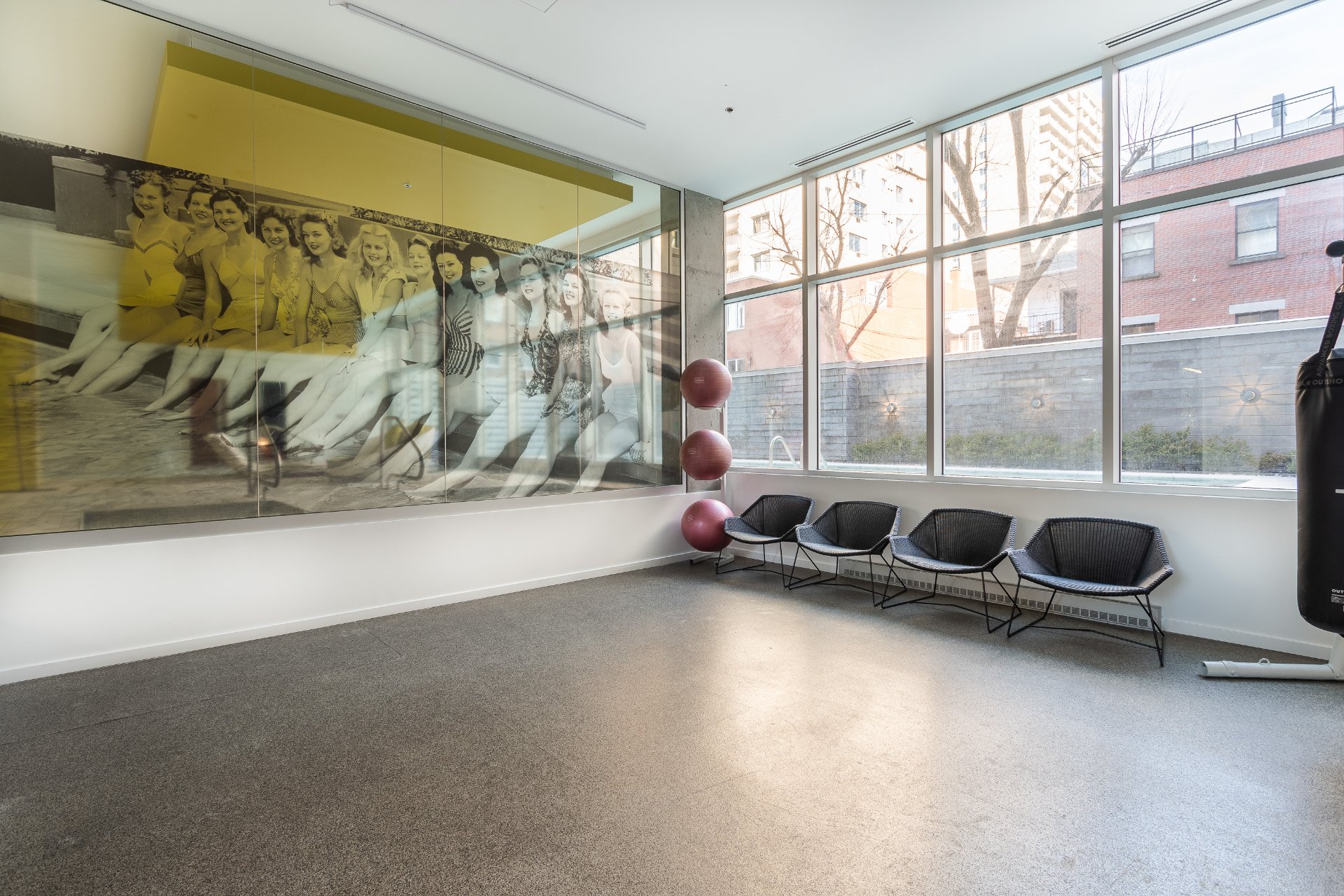 Montréal (Ville-Marie), QC H3H 0A2, Canada, 1 Bedroom Bedrooms, ,1 BathroomBathrooms,Residential,Active,95325