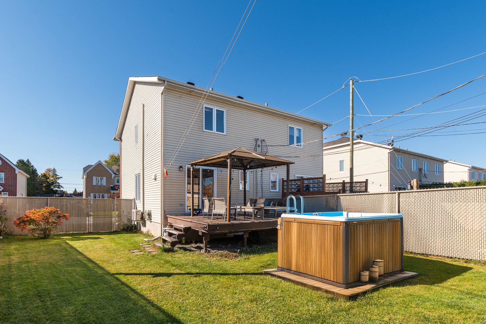 L'Épiphanie, QC J5X 0A6, Canada, 2 Bedrooms Bedrooms, ,2 BathroomsBathrooms,Residential,Active,37625