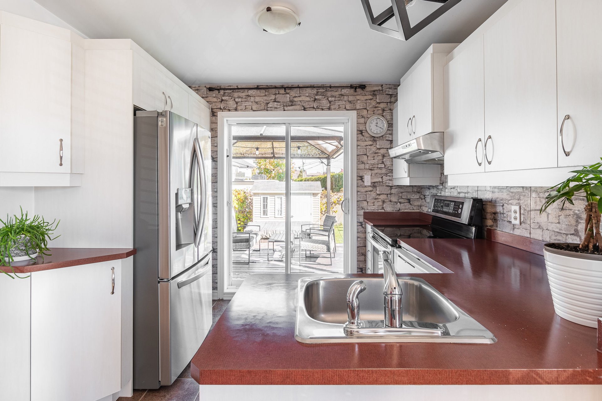 L'Épiphanie, QC J5X 0A6, Canada, 2 Bedrooms Bedrooms, ,2 BathroomsBathrooms,Residential,Active,37625