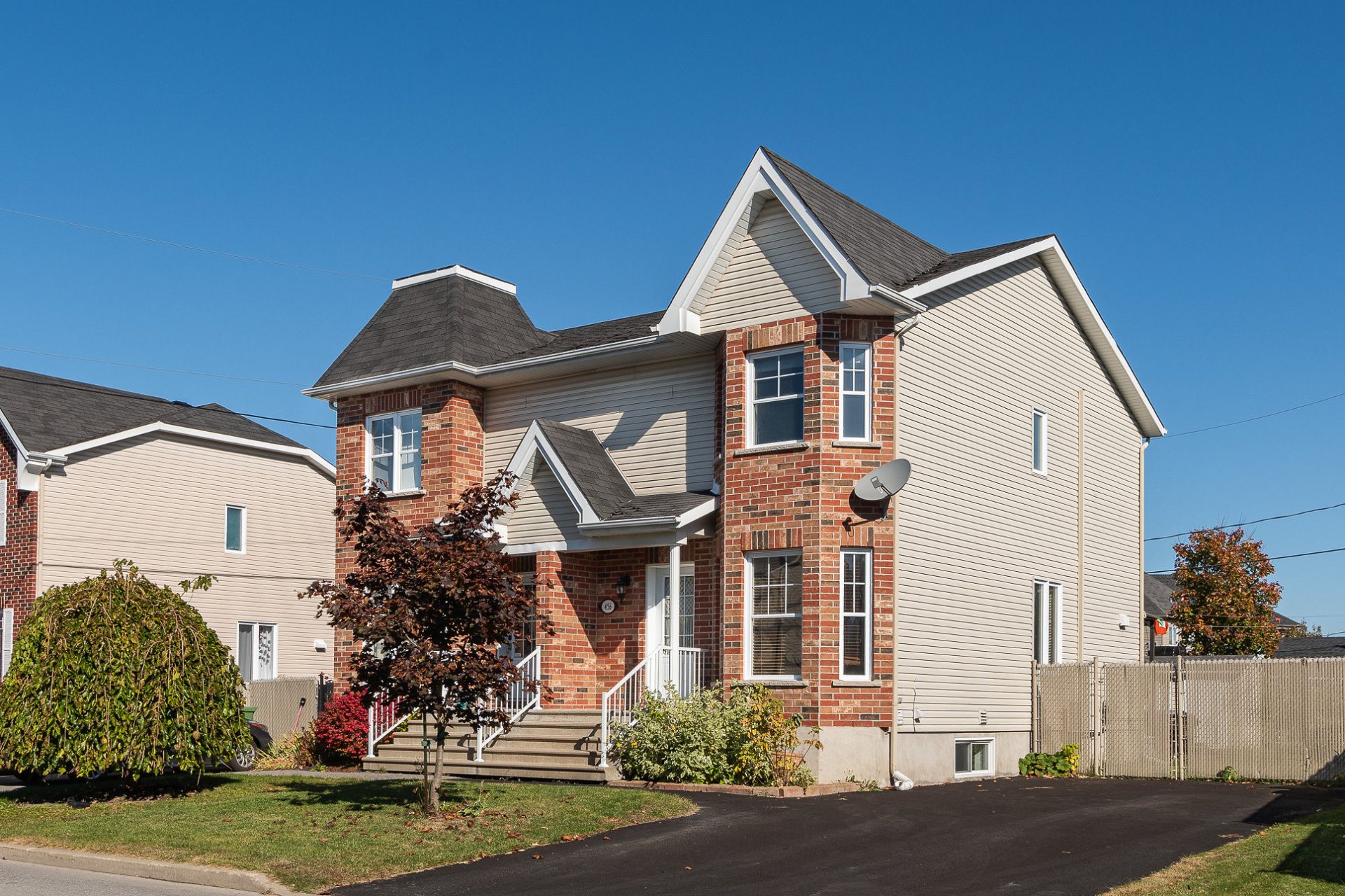 L'Épiphanie, QC J5X 0A6, Canada, 2 Bedrooms Bedrooms, ,2 BathroomsBathrooms,Residential,Active,37625 L'Épiphanie, QC J5X 0A6, Canada, 2 Bedrooms Bedrooms, ,2 BathroomsBathrooms,Residential,Active,37625