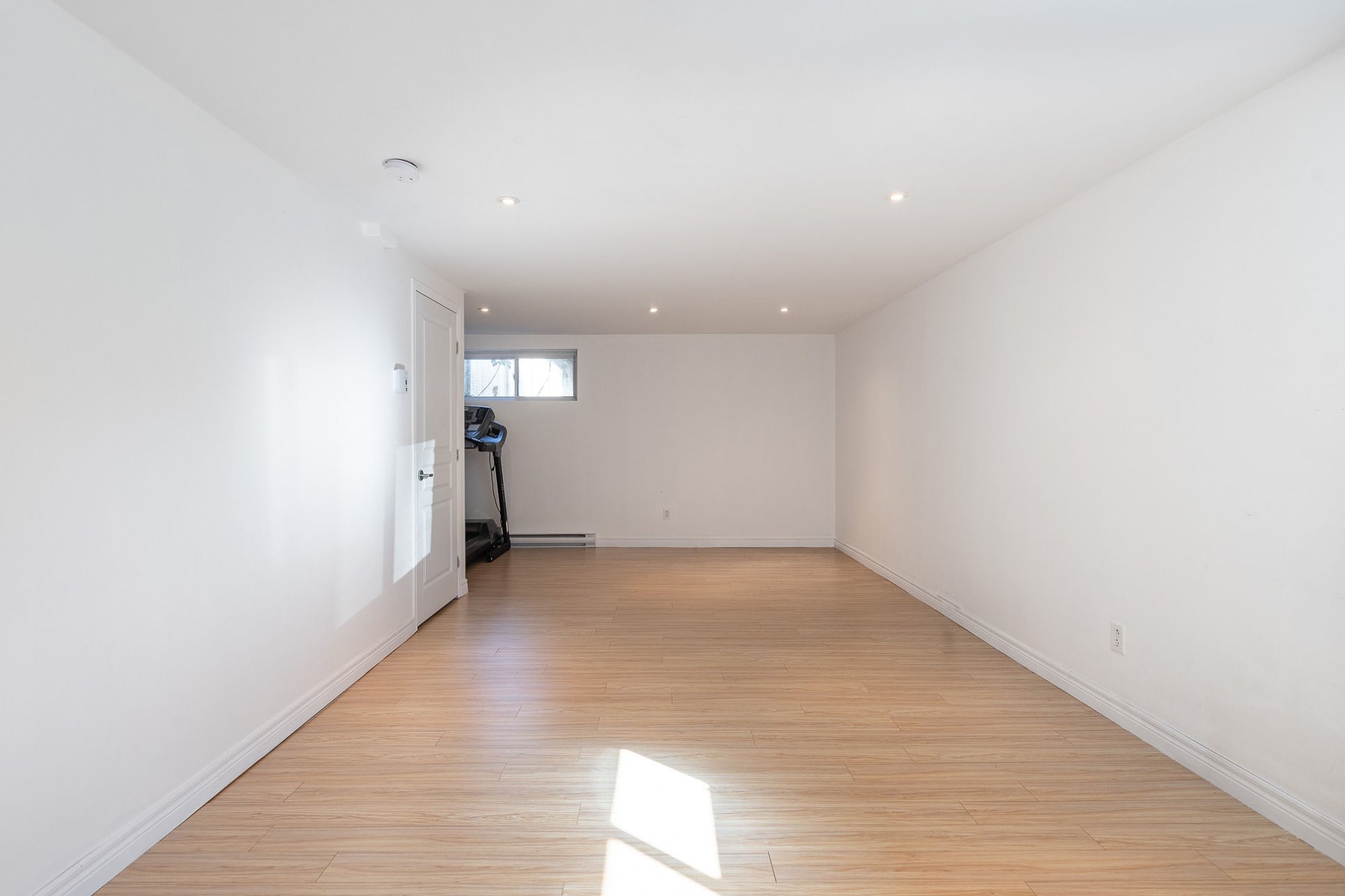 L'Épiphanie, QC J5X 0A6, Canada, 2 Bedrooms Bedrooms, ,2 BathroomsBathrooms,Residential,Active,37625