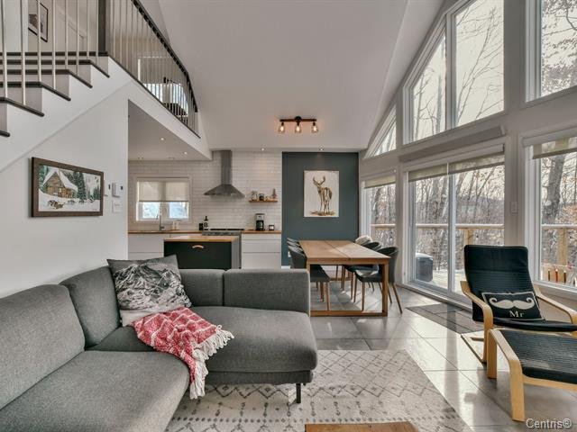 Saint-Donat, QC J0T 2C0, Canada, 3 Bedrooms Bedrooms, ,3 BathroomsBathrooms,Residential,Active,20265