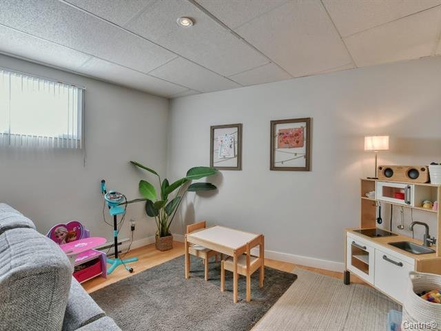 Saint-Donat, QC J0T 2C0, Canada, 3 Bedrooms Bedrooms, ,3 BathroomsBathrooms,Residential,Active,20265