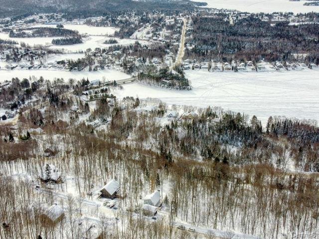 Saint-Donat, QC J0T 2C0, Canada, 3 Bedrooms Bedrooms, ,3 BathroomsBathrooms,Residential,Active,20265