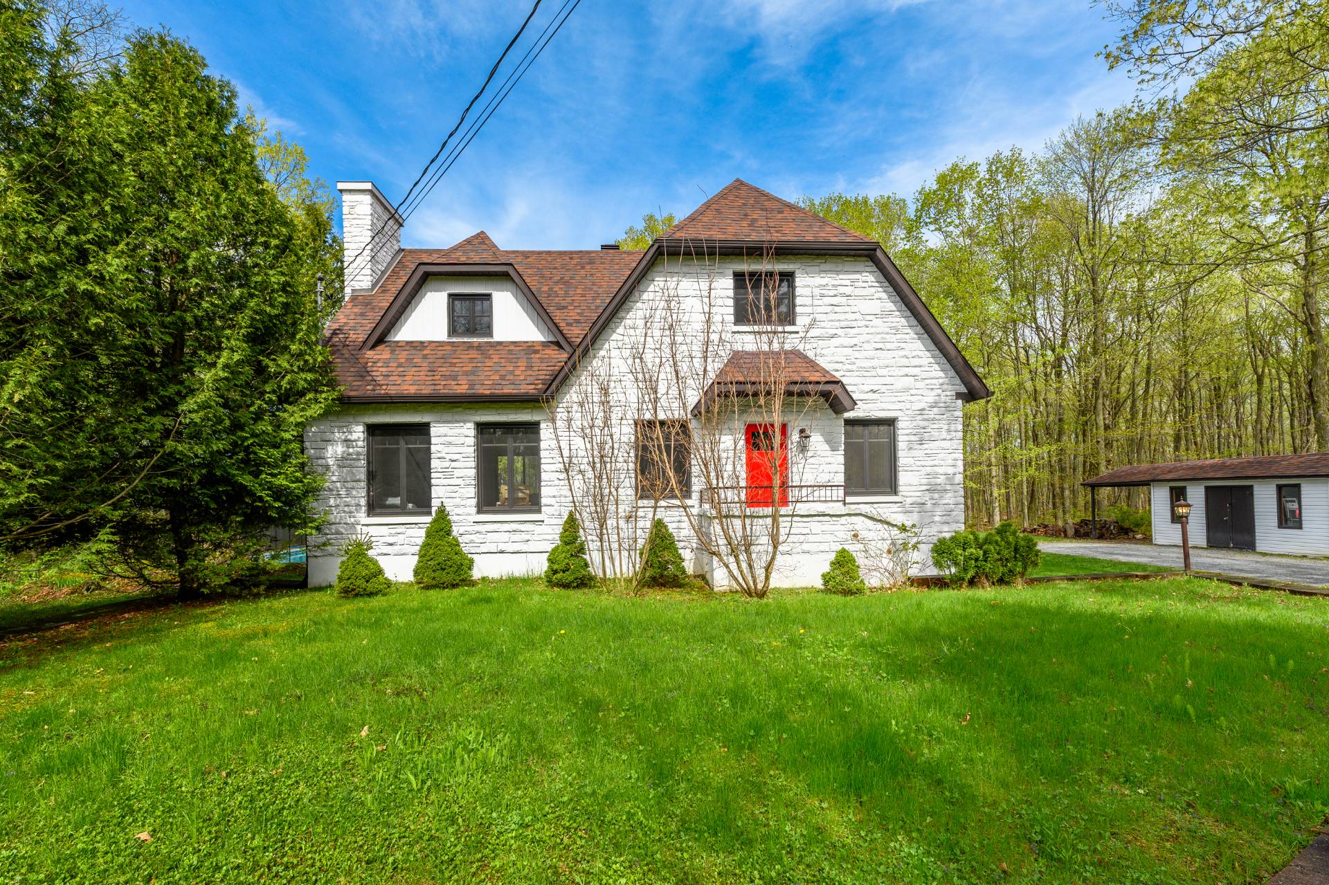 Saint-Armand, QC J0J 1N0, Canada, 5 Bedrooms Bedrooms, ,3 BathroomsBathrooms,Residential,Active,131324