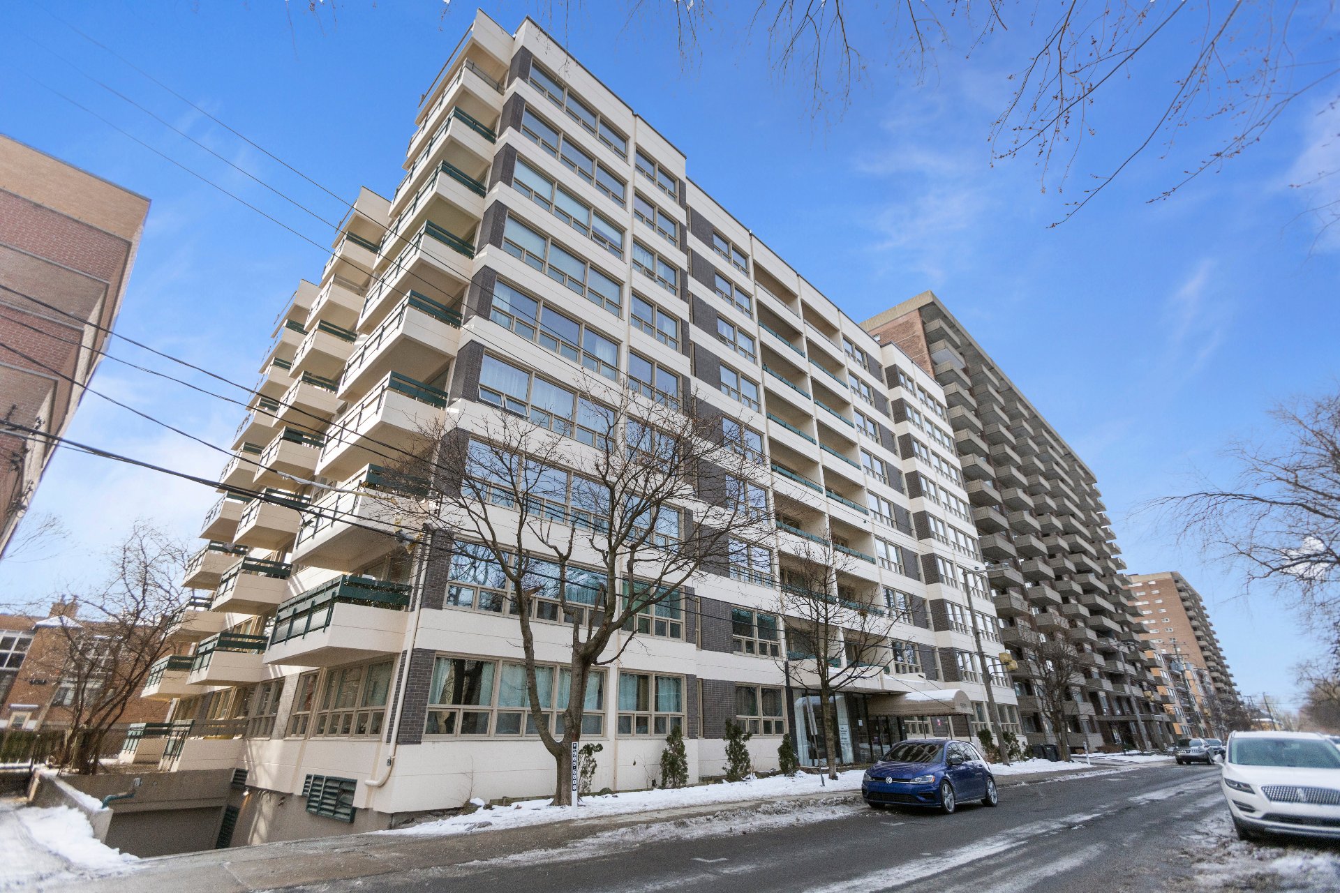 Côte-Saint-Luc, QC H3X 2W2, Canada, 2 Bedrooms Bedrooms, ,2 BathroomsBathrooms,Residential,Active,18206