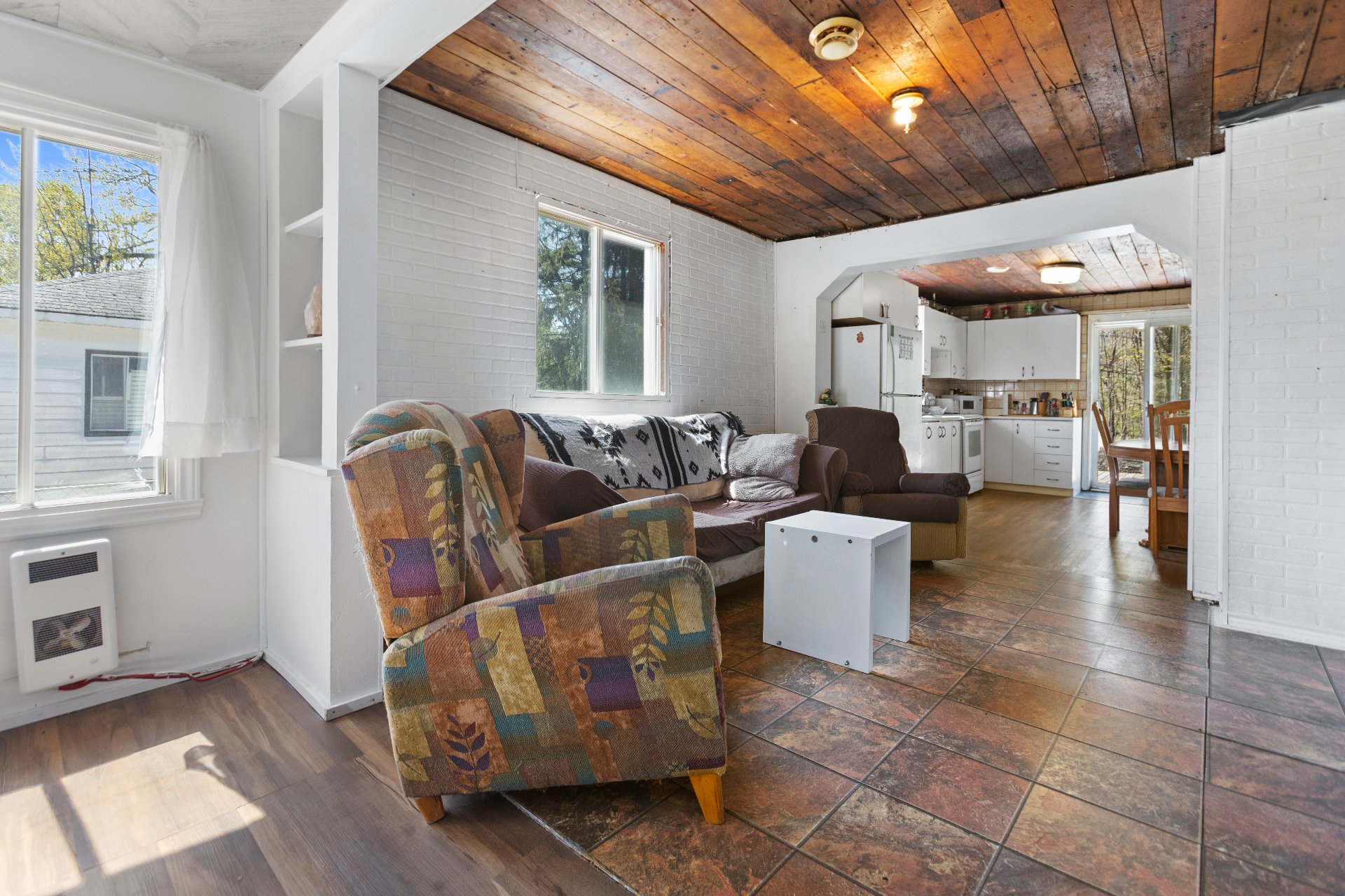 Saint-Lazare, QC J7T 2C5, Canada, 2 Bedrooms Bedrooms, ,1 BathroomBathrooms,Residential,Active,230371