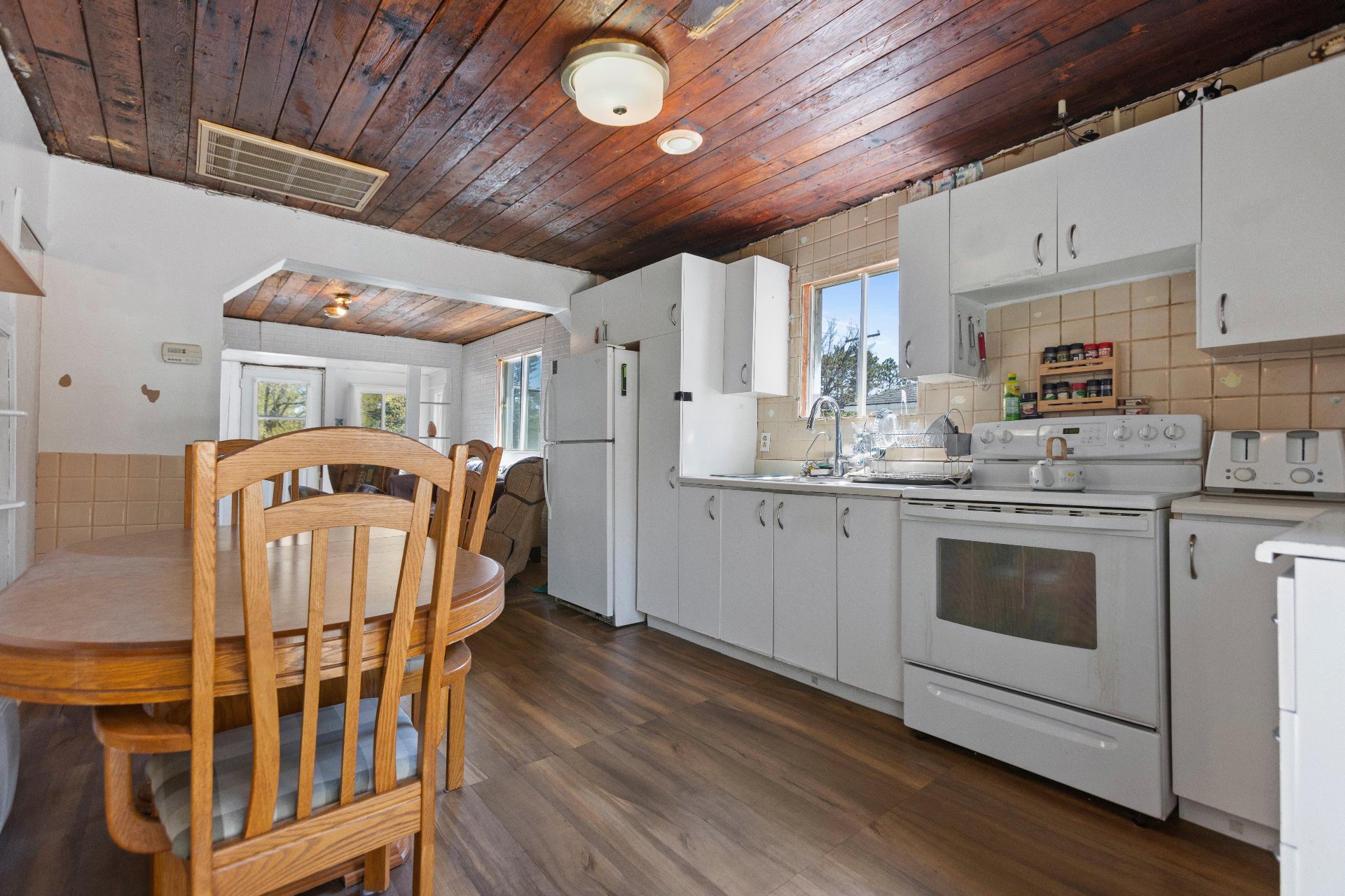 Saint-Lazare, QC J7T 2C5, Canada, 2 Bedrooms Bedrooms, ,1 BathroomBathrooms,Residential,Active,230371