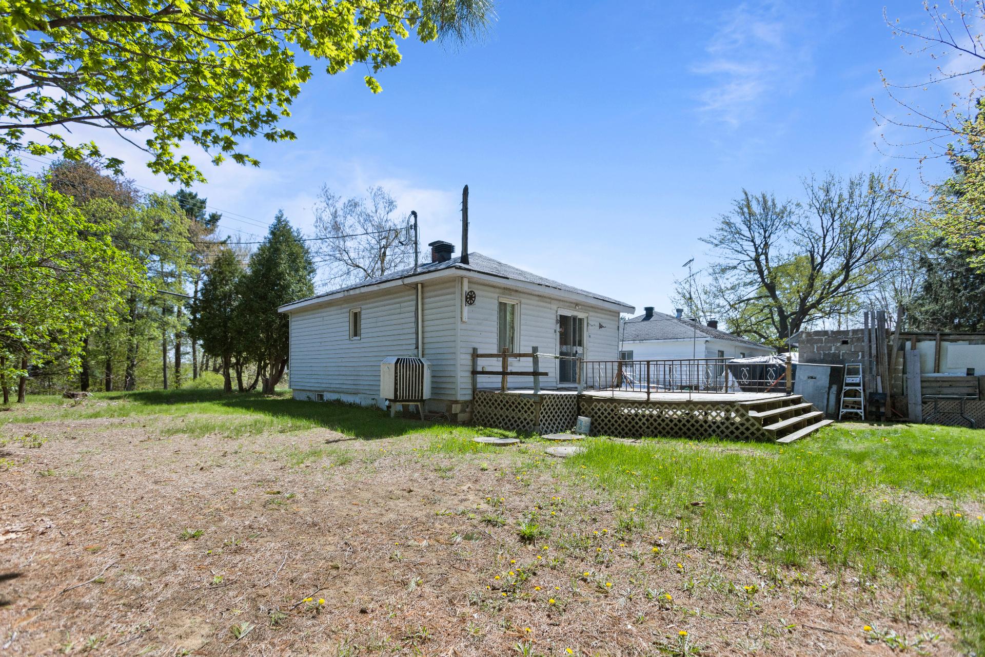 Saint-Lazare, QC J7T 2C5, Canada, 2 Bedrooms Bedrooms, ,1 BathroomBathrooms,Residential,Active,230371