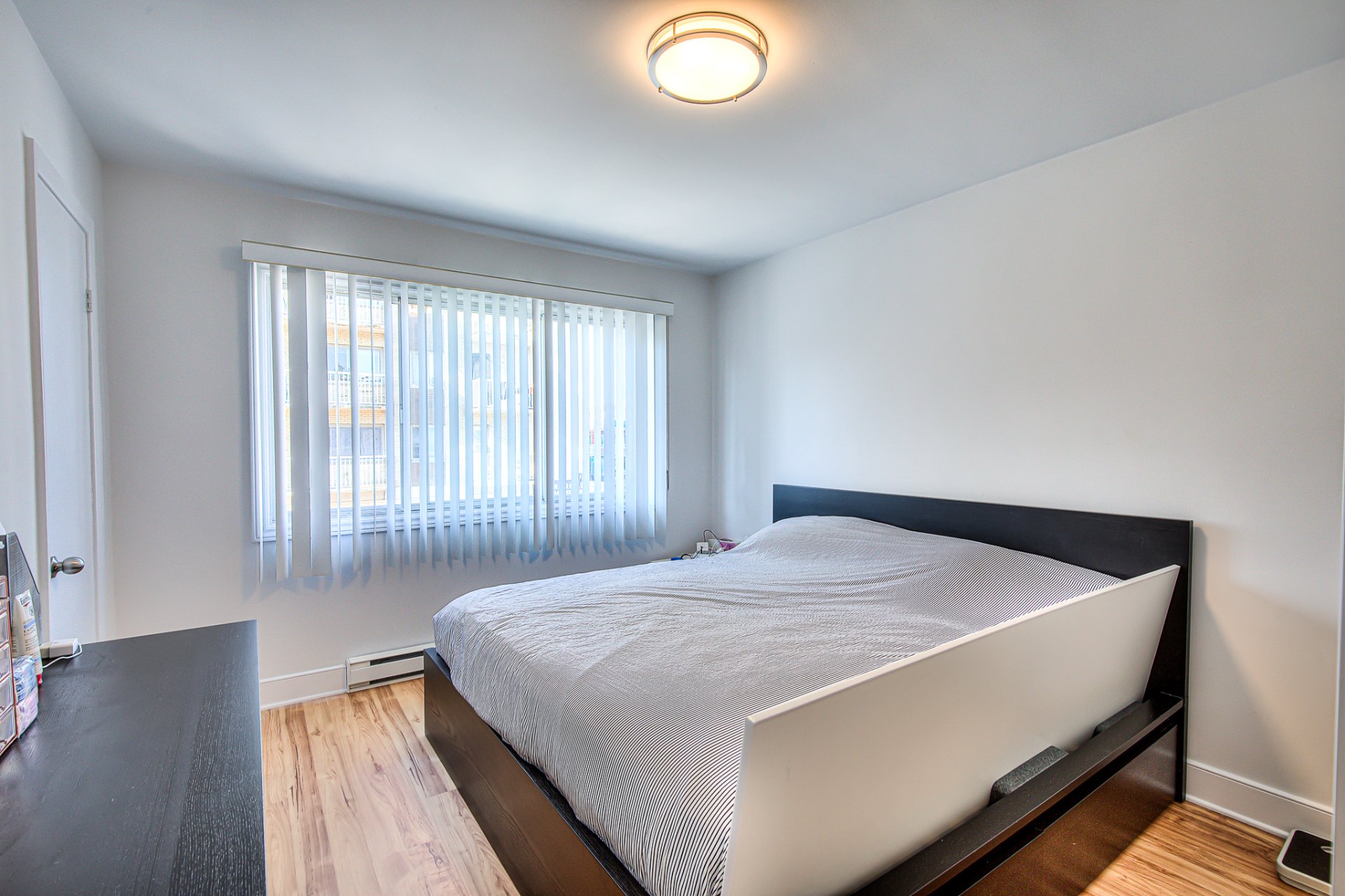 Montréal (Villeray/Saint-Michel/Parc-Extension), QC H3N 2V2, Canada, 6 Bedrooms Bedrooms, ,2 BathroomsBathrooms,Residential,Active,52918
