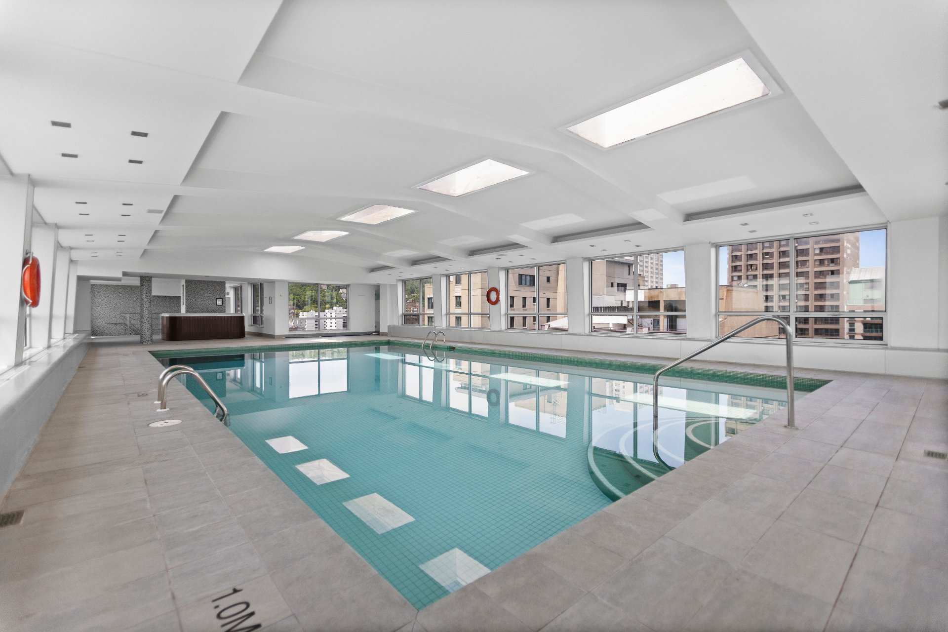 Montréal (Ville-Marie), QC H3H 2J8, Canada, 1 Bedroom Bedrooms, ,1 BathroomBathrooms,Residential,Active,12514