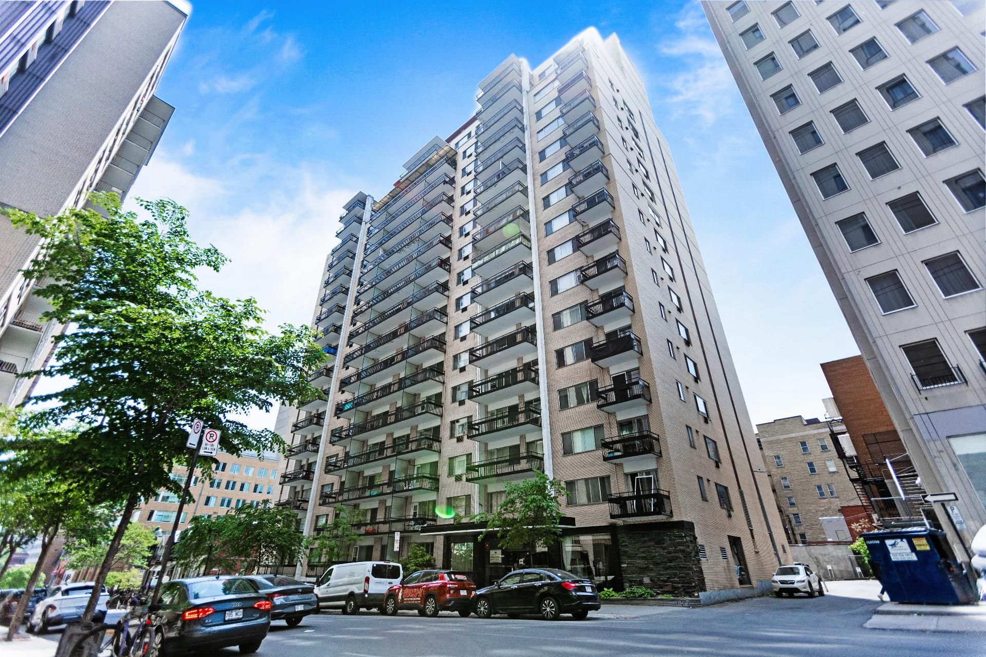 Montréal (Ville-Marie), QC H3H 2J8, Canada, 1 Bedroom Bedrooms, ,1 BathroomBathrooms,Residential,Active,12514