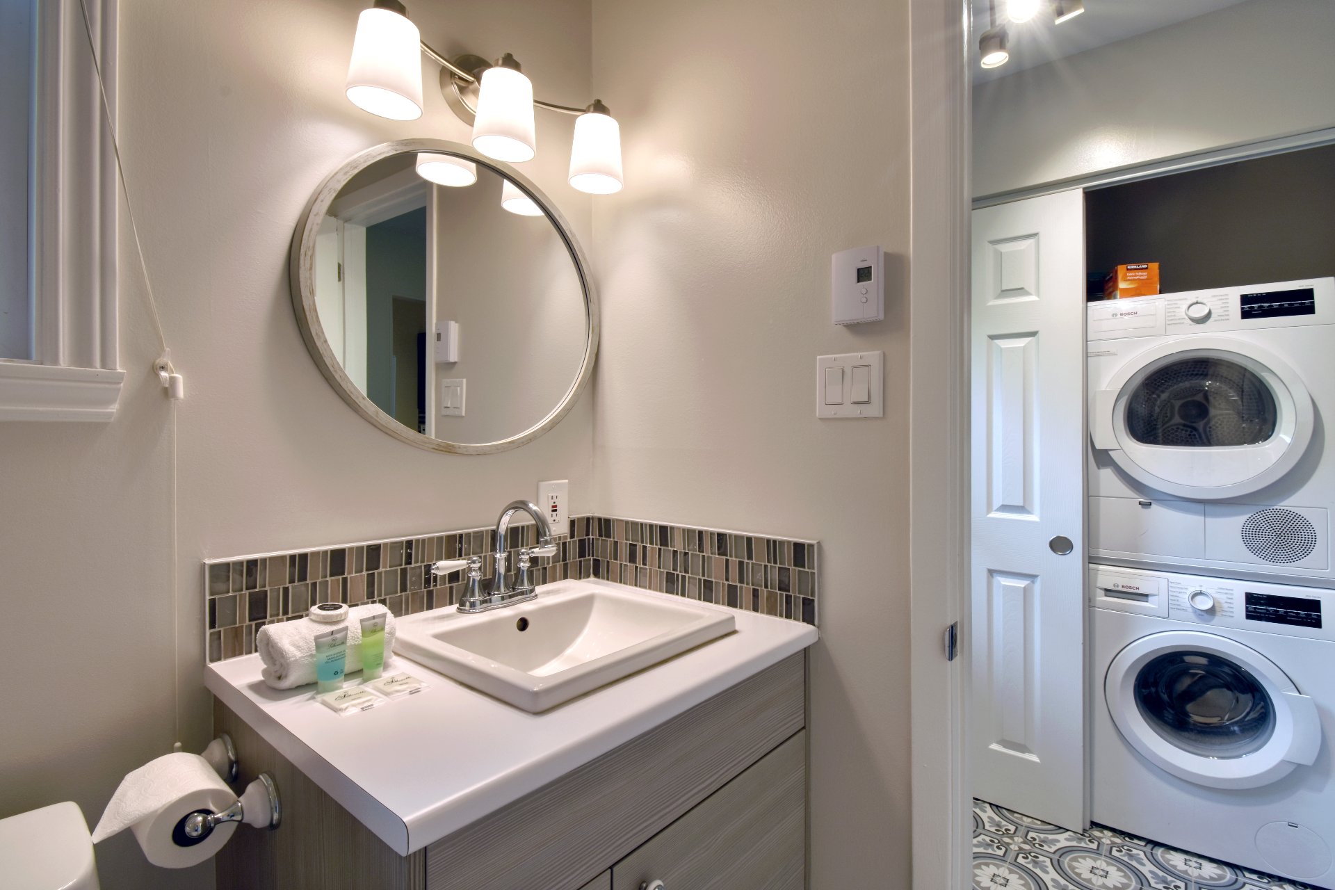 Mont-Tremblant, QC J8E 1B9, Canada, 2 Bedrooms Bedrooms, ,2 BathroomsBathrooms,Residential,Active,30512