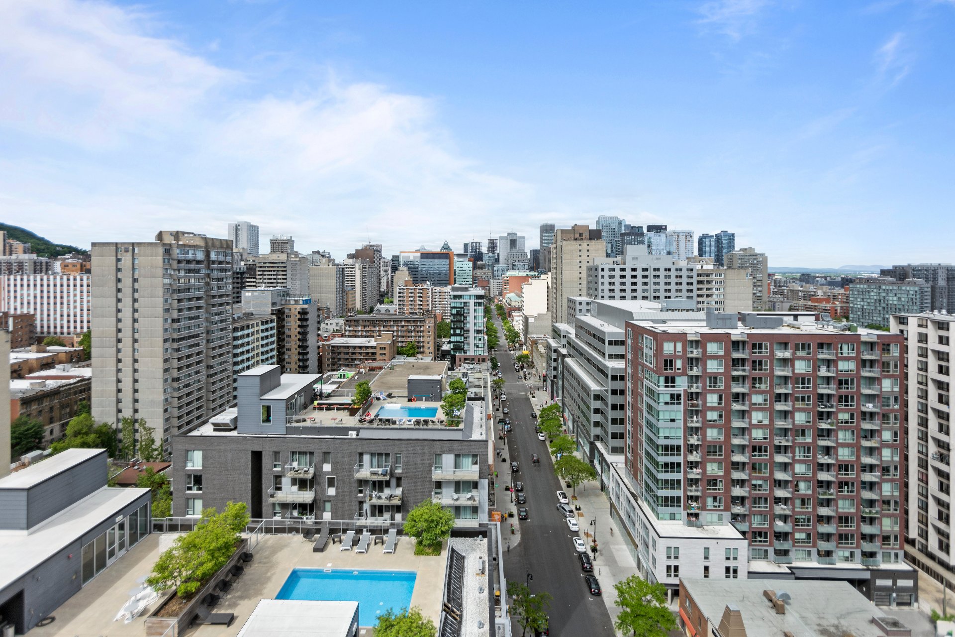 Montréal (Ville-Marie), QC H3H 0A2, Canada, 2 Bedrooms Bedrooms, ,2 BathroomsBathrooms,Residential,Active,235269