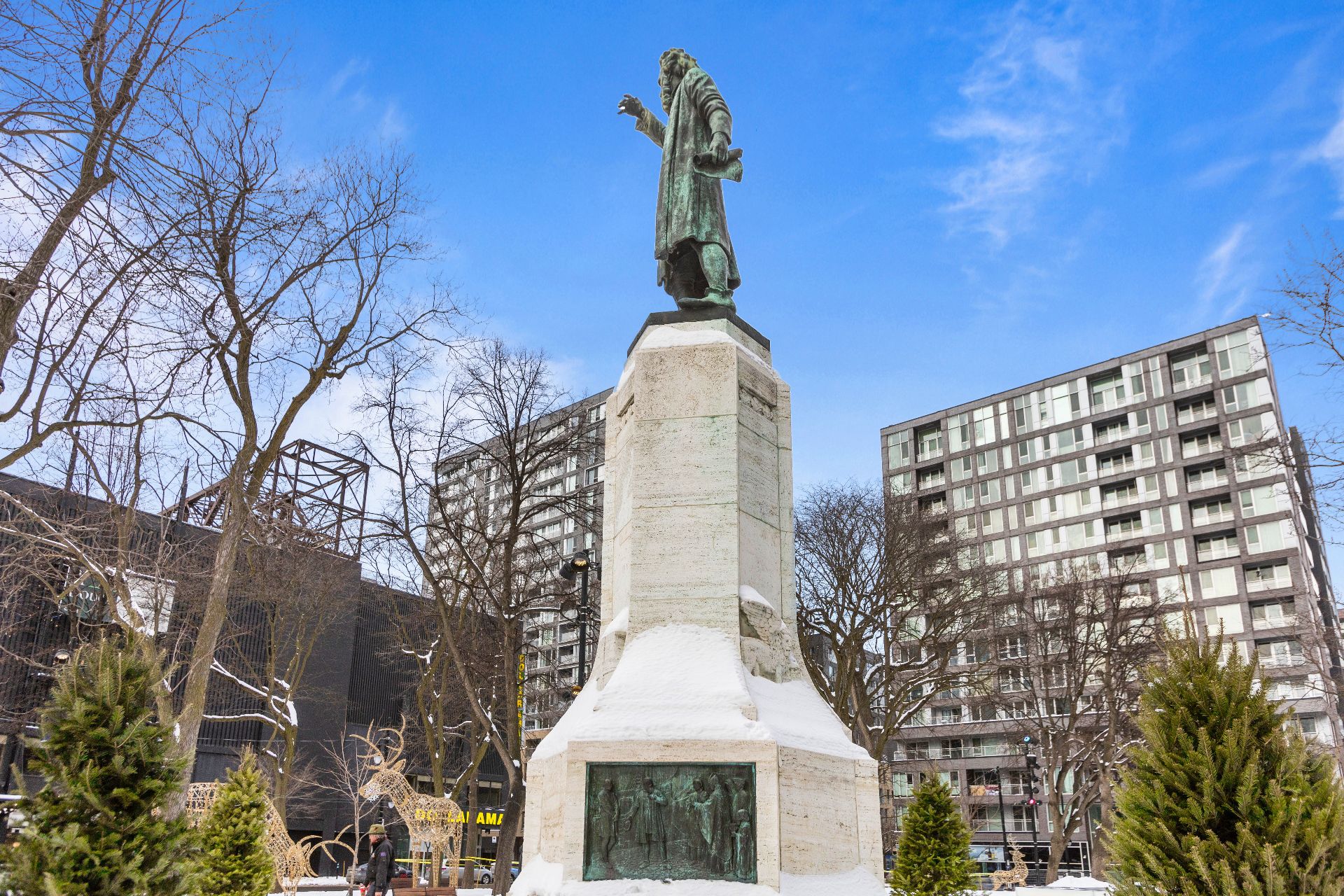 Montréal (Ville-Marie), QC H3H 0A2, Canada, 2 Bedrooms Bedrooms, ,2 BathroomsBathrooms,Residential,Active,235269