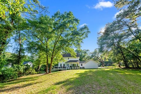 A home in TALLAHASSEE