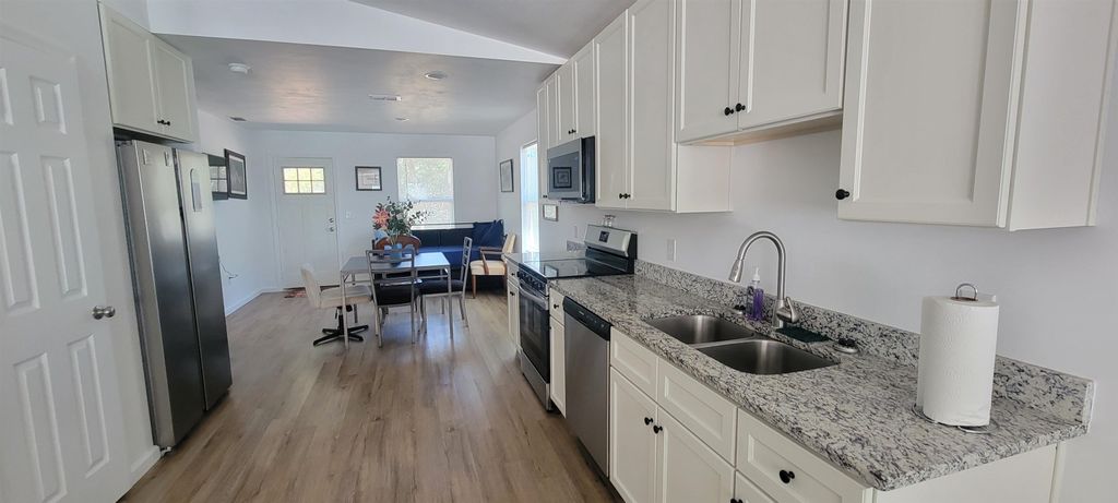 Photo of 2758 Roberts Avenue, Tallahassee, FL 32310 (MLS # 396493)