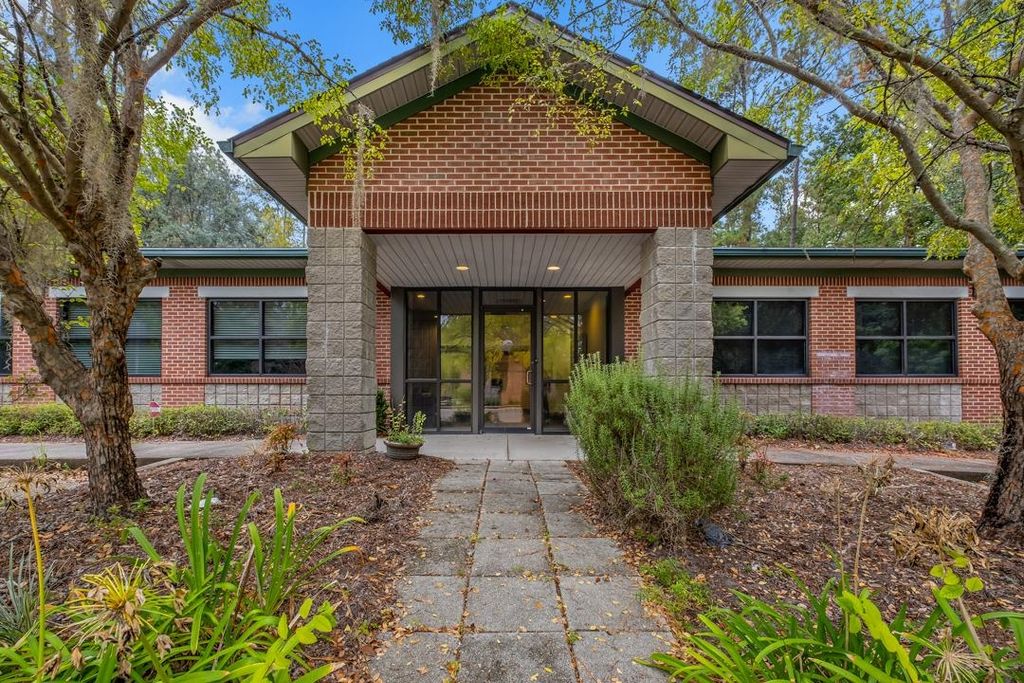 Photo of 1917 Commonwealth Lane, Tallahassee, FL 32303 (MLS # 393685)