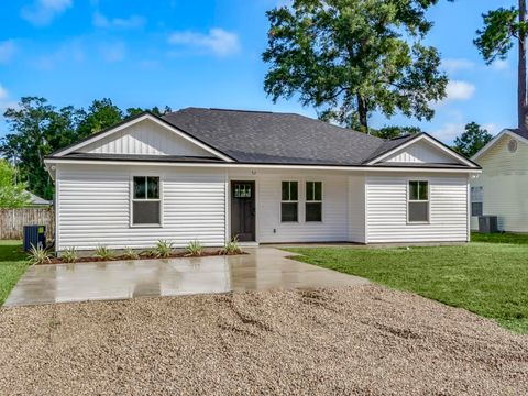 A home in Crawfordville