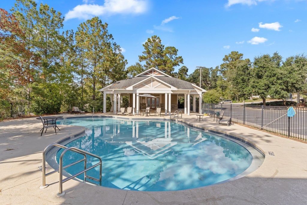 Photo of 2203 Del Carmel Way #304, Tallahassee, FL 32303 (MLS # 395538)