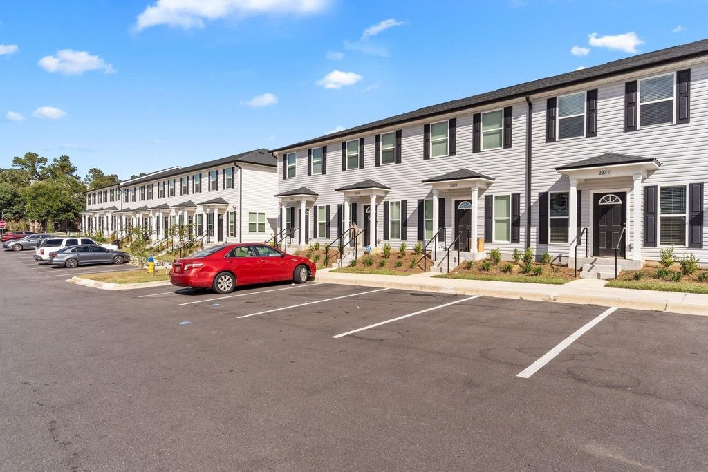 Photo of 2203 Del Carmel Way #304, Tallahassee, FL 32303 (MLS # 395538)