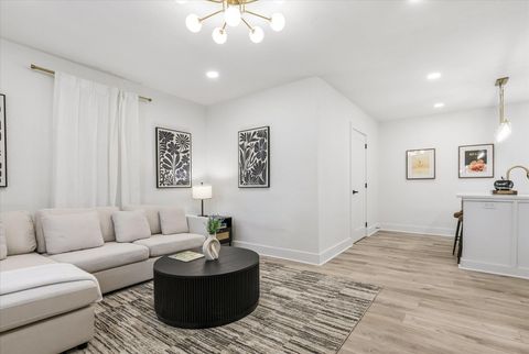 Tiny photo for 643 W 8TH Avenue, Tallahassee, FL 32303 (MLS # 398298)