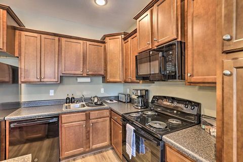 Tiny photo for 1982 Greencastle Lane, Tallahassee, FL 32304 (MLS # 399285)