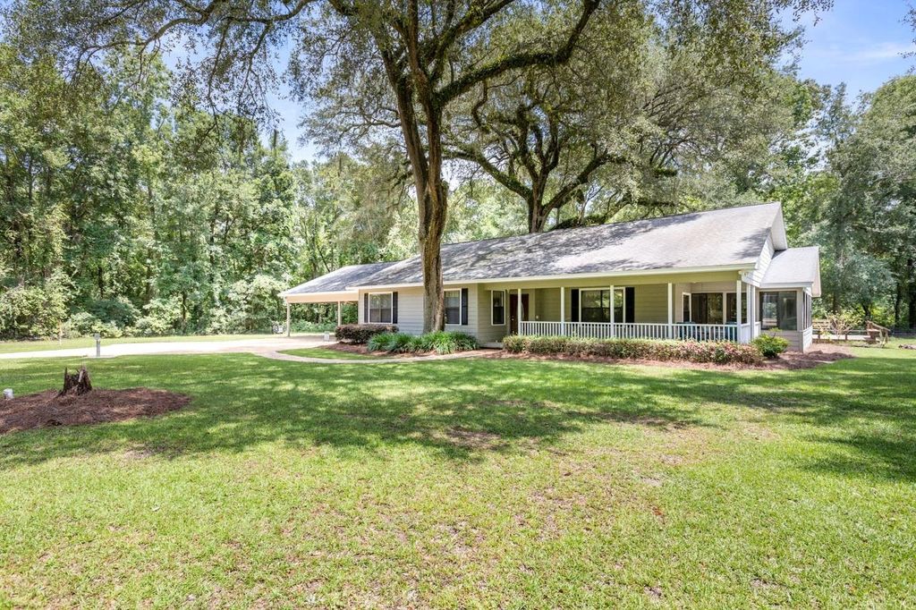 Photo of 2992 Thomasville Rd Rd, Bainbridge, GA 39819 (MLS # 390766)