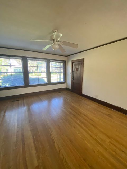 Tiny photo for 545 E Park Avenue #1, Tallahassee, FL 32301 (MLS # 394892)