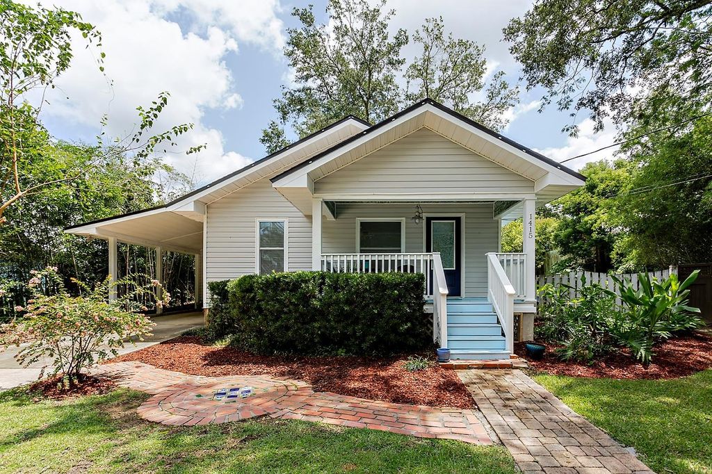 Photo of 1415 Jackson Street, Tallahassee, FL 32303 (MLS # 389770)