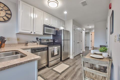 Photo of 215 W College Avenue #305, Tallahassee, FL 32301 (MLS # 399423)