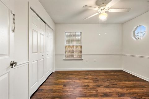 Tiny photo for 1320 HENDRIX Apt 908 Road #908, Tallahassee, FL 32301 (MLS # 395844)