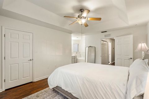 Tiny photo for 1320 HENDRIX Apt 908 Road #908, Tallahassee, FL 32301 (MLS # 395844)