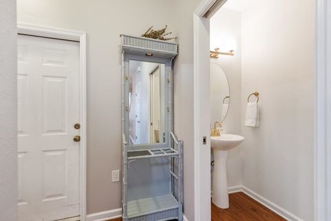 Tiny photo for 1320 HENDRIX Apt 908 Road #908, Tallahassee, FL 32301 (MLS # 395844)