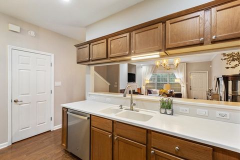 Tiny photo for 1320 HENDRIX Apt 908 Road #908, Tallahassee, FL 32301 (MLS # 395844)