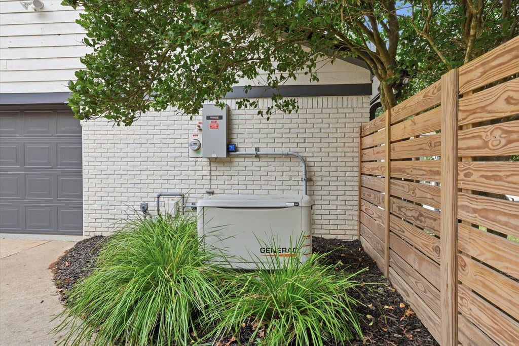 Photo of 3130 E Shamrock, Tallahassee, FL 32309 (MLS # 394706)