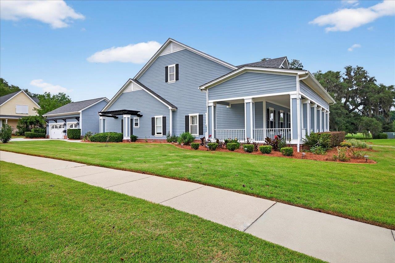 3756 Grove Park