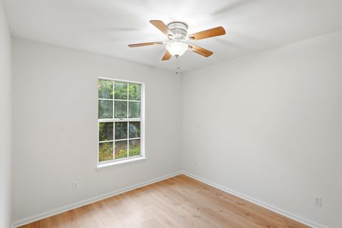 Tiny photo for 1611 Flint Ridge Lane, Tallahassee, FL 32312 (MLS # 402680)