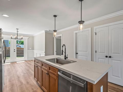 Tiny photo for 60 Cochise Street, Crawfordville, FL 32327 (MLS # 398000)