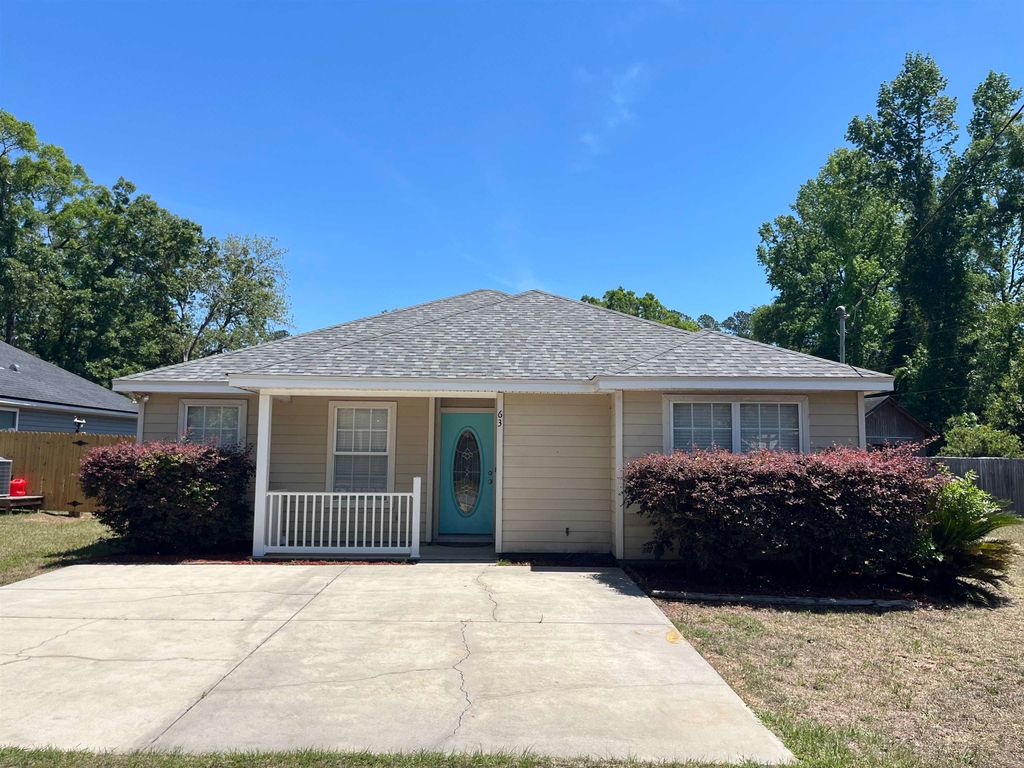 Photo of 63 Mohave Road, Crawfordville, FL 32327 (MLS # 398916)