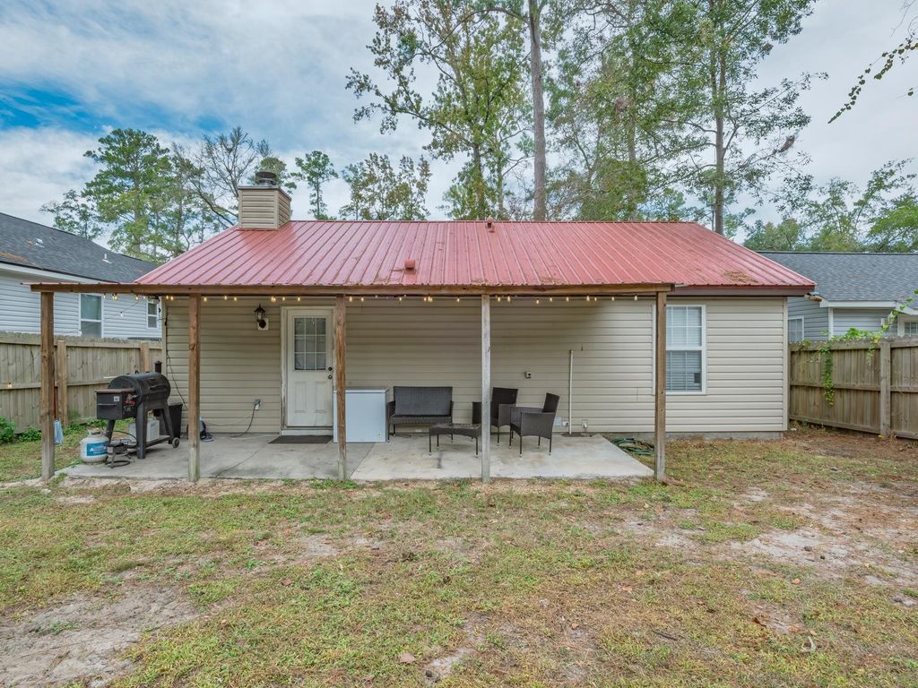 Photo of 109 Spokan Trail, Crawfordville, FL 32327 (MLS # 393109)