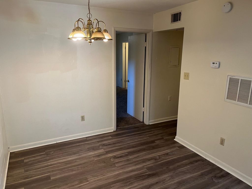 Photo of 2308 Columbia Court #D, Tallahassee, FL 32304 (MLS # 392085)