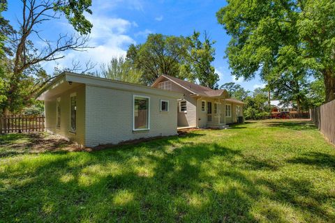 Tiny photo for 642 E GEORGIA Street, Tallahassee, FL 32308 (MLS # 398402)