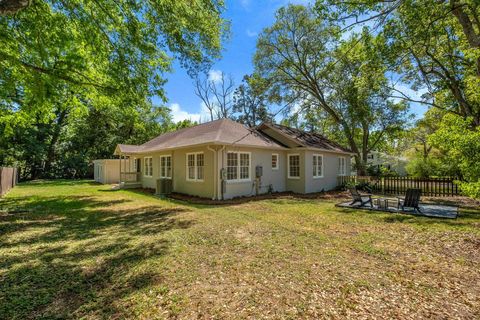 Tiny photo for 642 E GEORGIA Street, Tallahassee, FL 32308 (MLS # 398402)