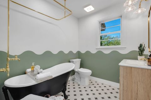 Tiny photo for 642 E GEORGIA Street, Tallahassee, FL 32308 (MLS # 398402)