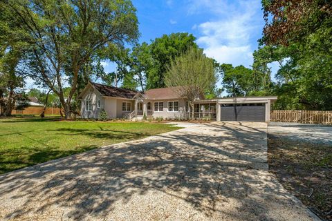 Tiny photo for 642 E GEORGIA Street, Tallahassee, FL 32308 (MLS # 398402)
